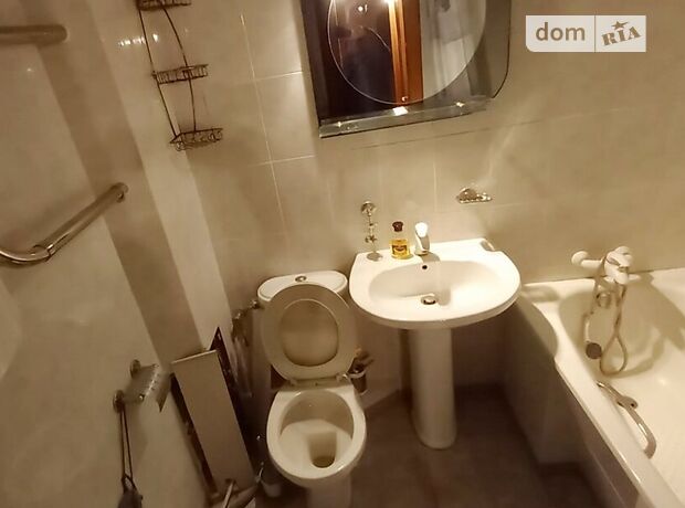 Продажа трехкомнатной квартиры в Днепре, на просп. Победы 102 район Победа-3 фото 1 Продажа трехкомнатной квартиры в Днепре, на просп. Победы 102 район Победа-3 фото 1