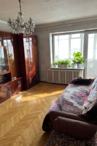 Продажа трехкомнатной квартиры в Днепре, на просп. Героев 1, район Победа-4 фото 2