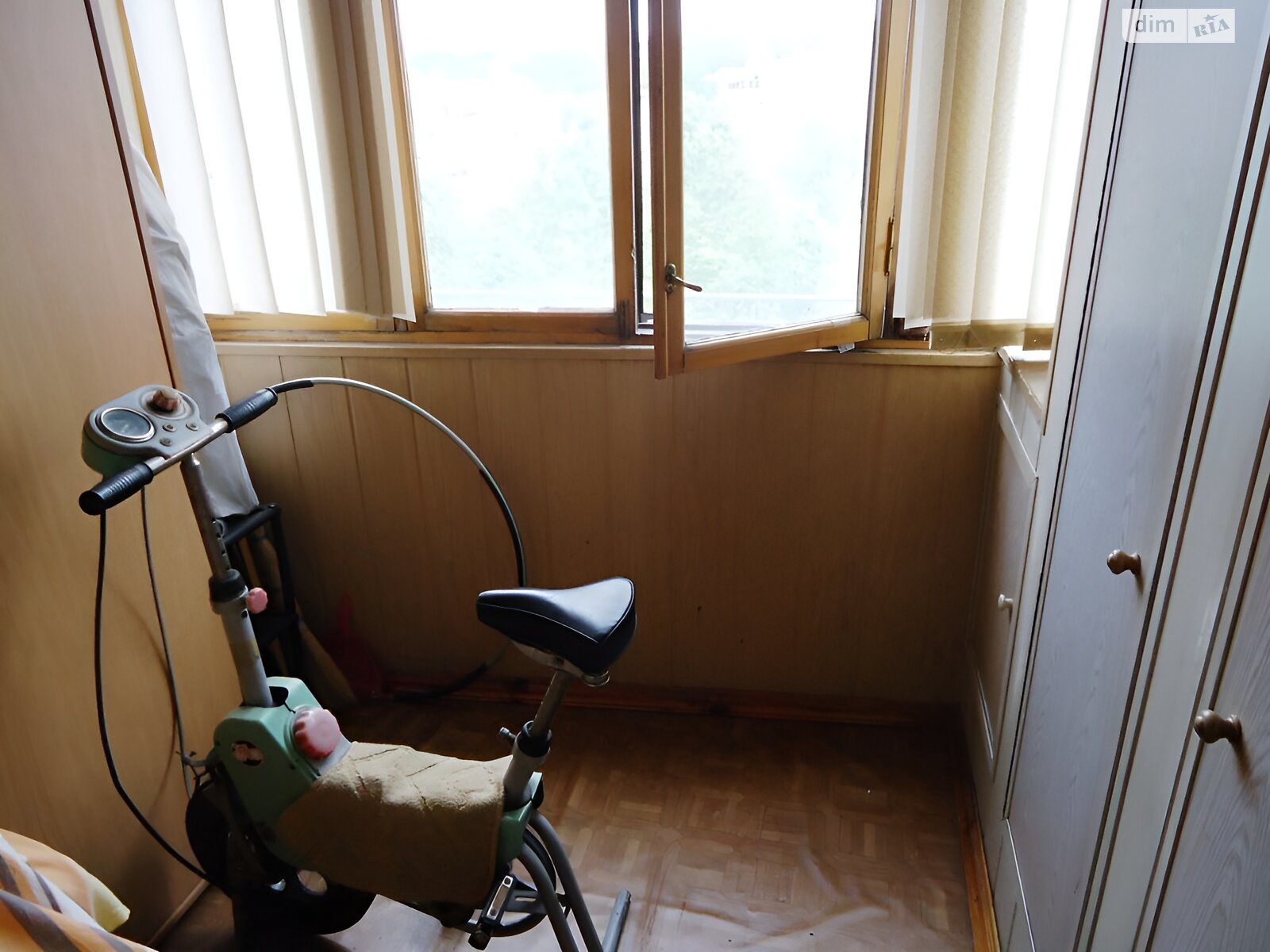 Продажа трехкомнатной квартиры в Днепре, на просп. Героев 4, район Победа-4 фото 1 Продажа трехкомнатной квартиры в Днепре, на просп. Героев 4, район Победа-4 фото 1
