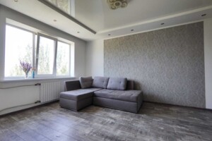Продажа трехкомнатной квартиры в Днепре, на просп. Героев 18, район Победа-4 фото 2