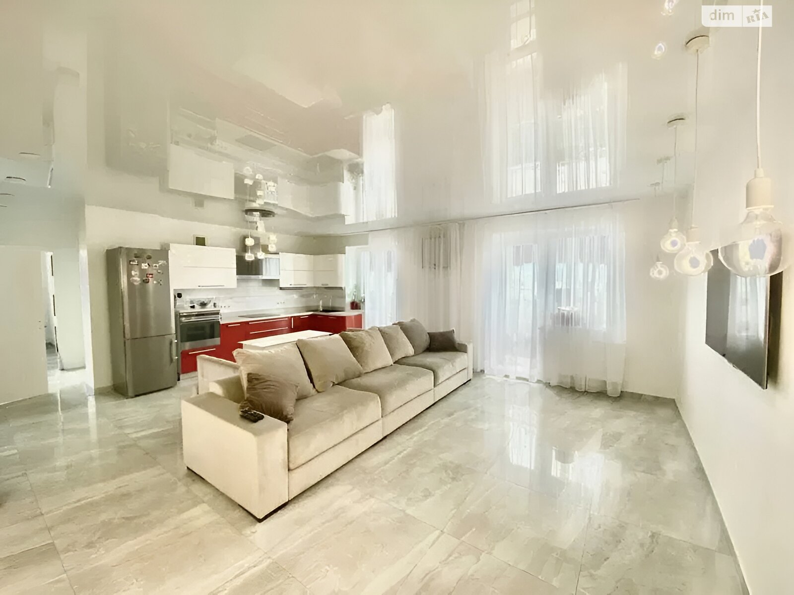 Продажа трехкомнатной квартиры в Днепре, на ул. Космическая, район Победа-4 фото 1 Продажа трехкомнатной квартиры в Днепре, на ул. Космическая, район Победа-4 фото 1