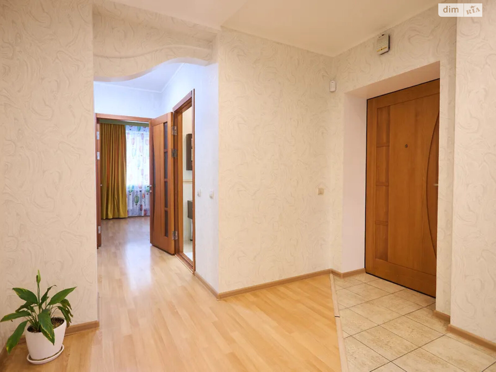 Продажа трехкомнатной квартиры в Днепре, на ул. Мандрыковская 336, район Победа-4 фото 1 Продажа трехкомнатной квартиры в Днепре, на ул. Мандрыковская 336, район Победа-4 фото 1