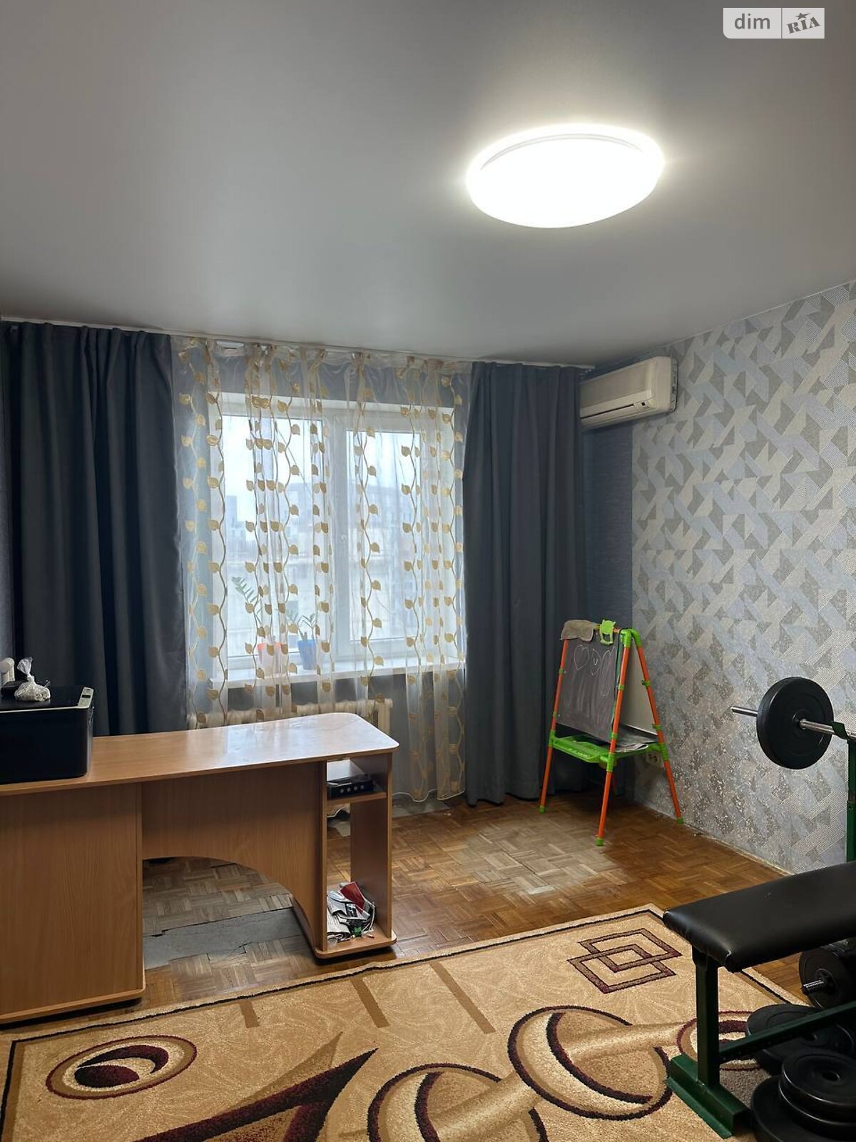 Продажа трехкомнатной квартиры в Днепре, на ул. Набережная Победы 112, район Победа-4 фото 1 Продажа трехкомнатной квартиры в Днепре, на ул. Набережная Победы 112, район Победа-4 фото 1