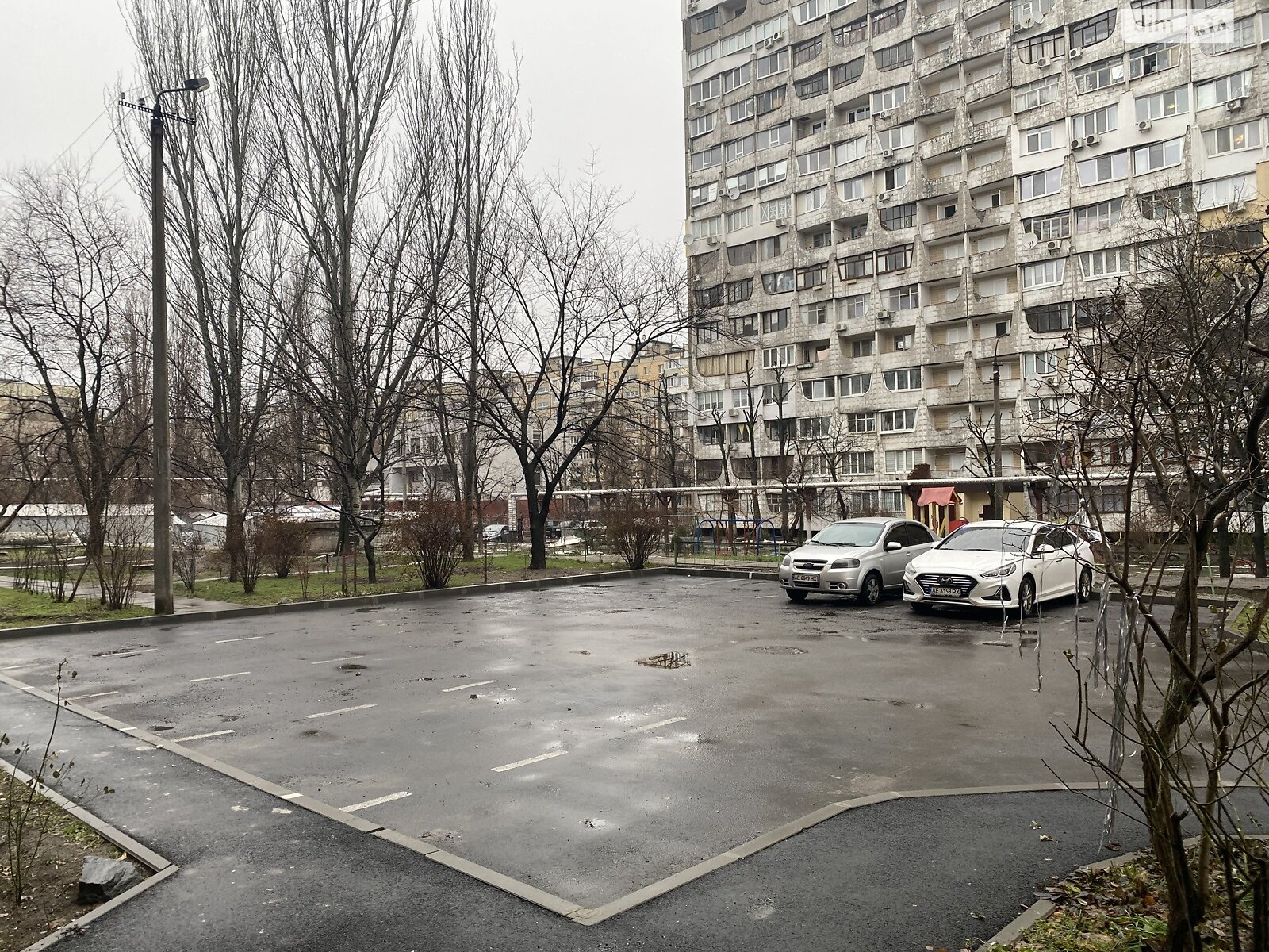 Продаж трикімнатної квартири в Дніпрі, на бул. Слави 14, район Перемога-4 фото 1 Продаж трикімнатної квартири в Дніпрі, на бул. Слави 14, район Перемога-4 фото 1