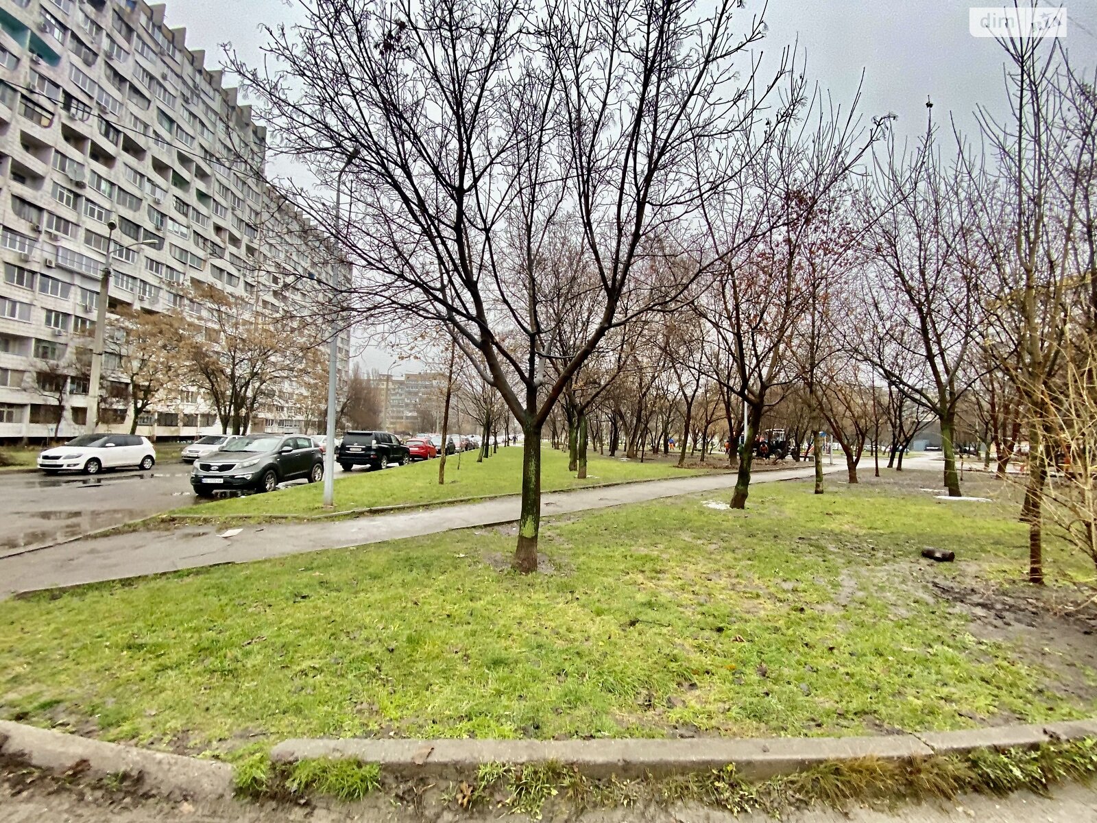 Продаж трикімнатної квартири в Дніпрі, на бул. Слави 14, район Перемога-4 фото 1 Продаж трикімнатної квартири в Дніпрі, на бул. Слави 14, район Перемога-4 фото 1