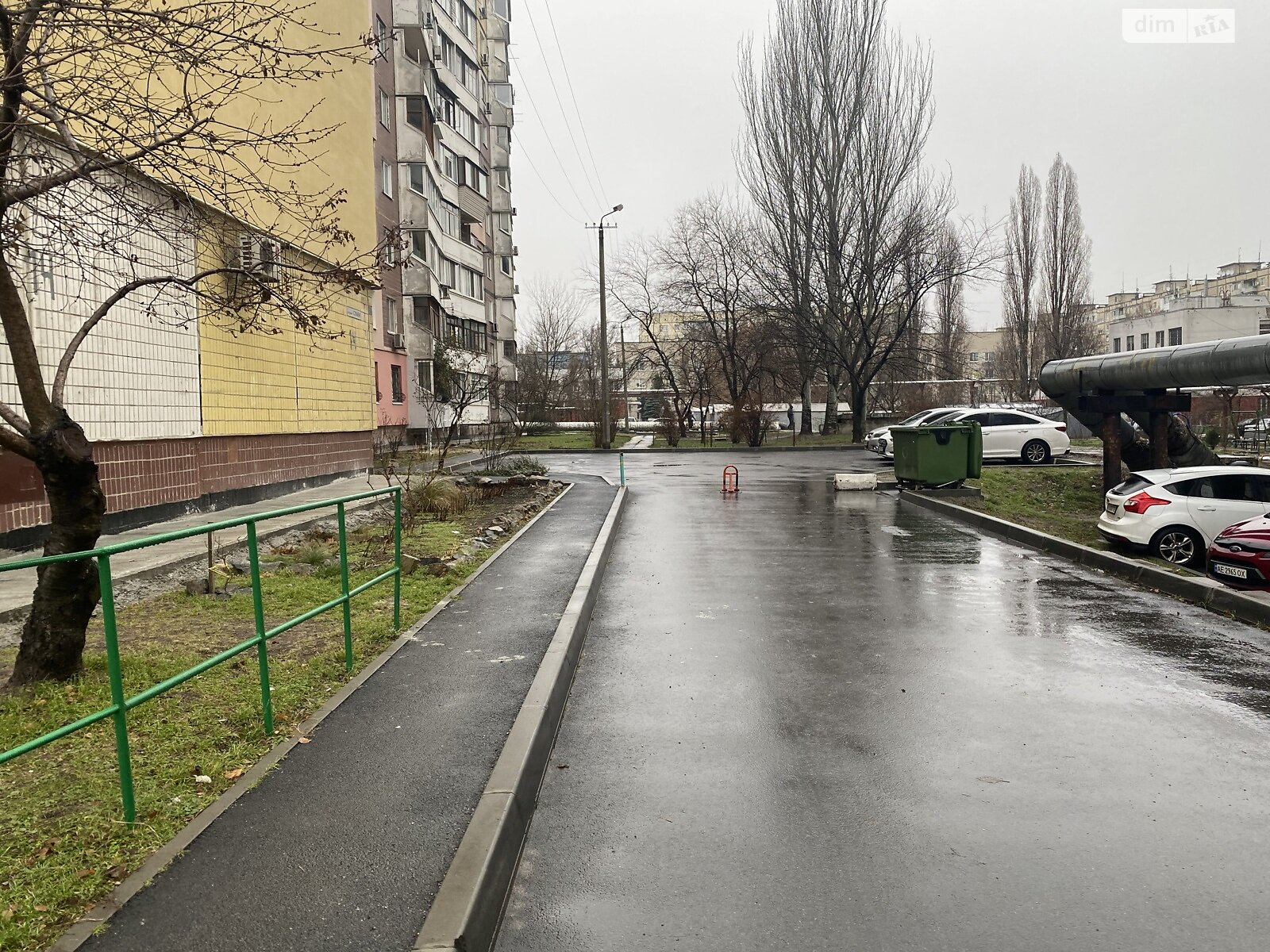 Продаж трикімнатної квартири в Дніпрі, на бул. Слави 14, район Перемога-4 фото 1 Продаж трикімнатної квартири в Дніпрі, на бул. Слави 14, район Перемога-4 фото 1