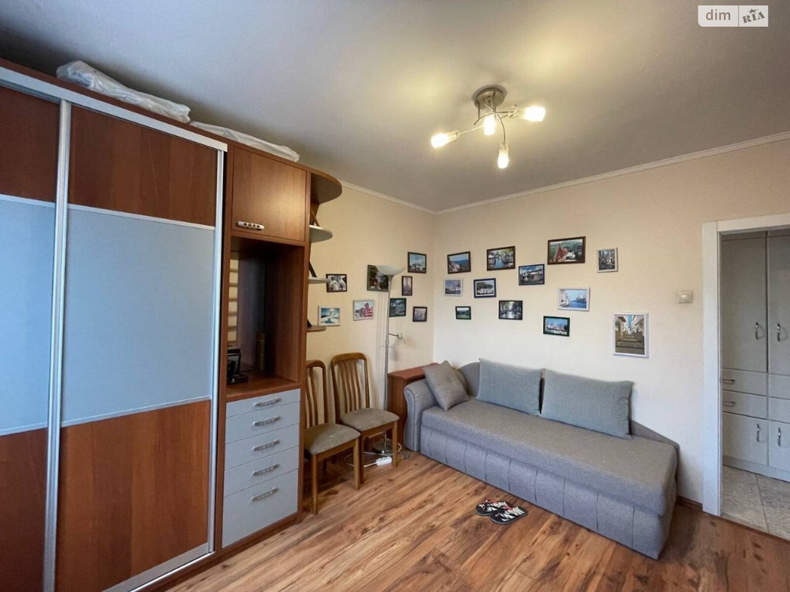 Продаж двокімнатної квартири в Дніпрі, на бул. Слави 18, район Перемога-4 фото 1