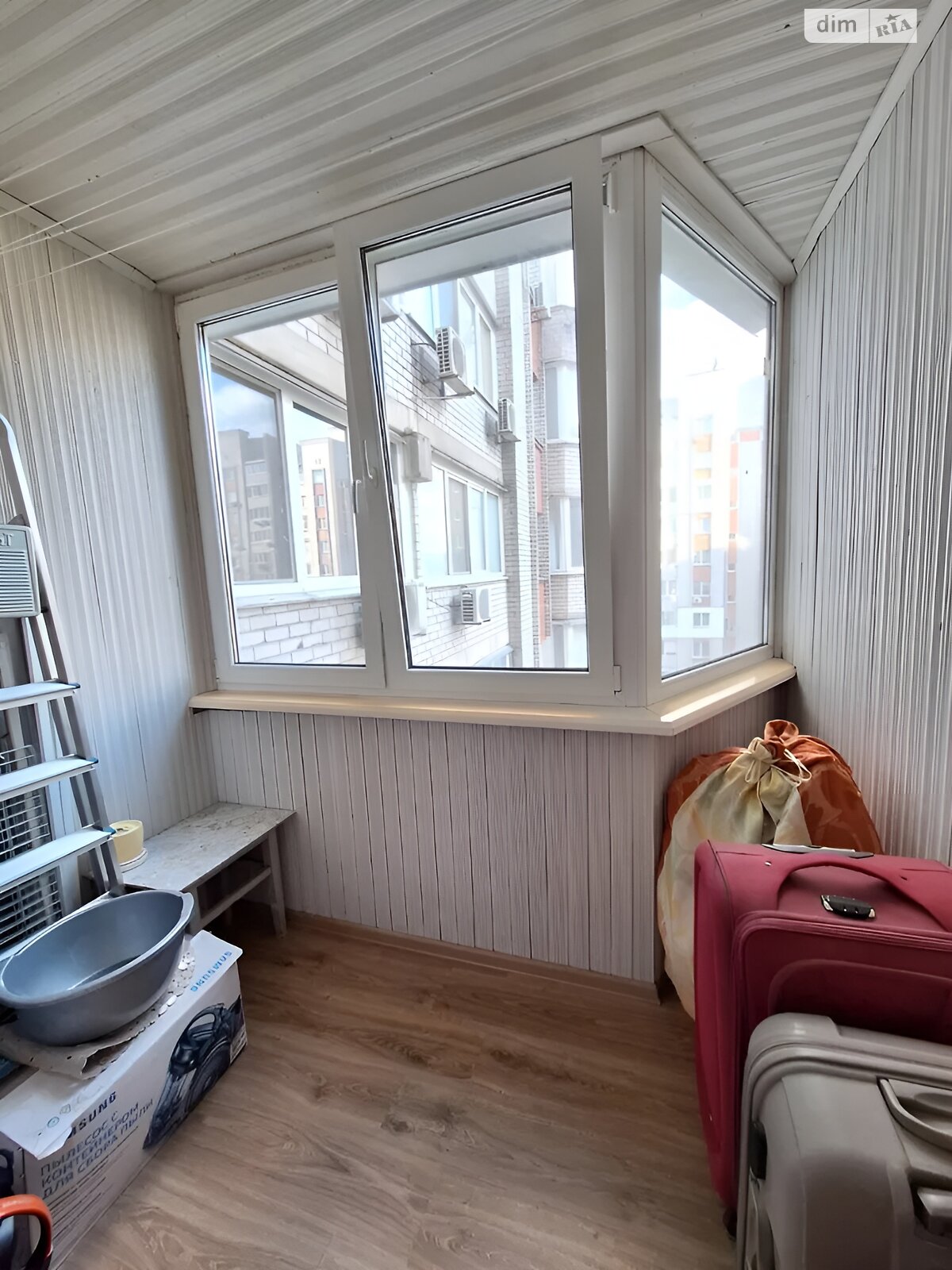 Продажа трехкомнатной квартиры в Днепре, на бул. Славы 22, район Победа-4 фото 1 Продажа трехкомнатной квартиры в Днепре, на бул. Славы 22, район Победа-4 фото 1