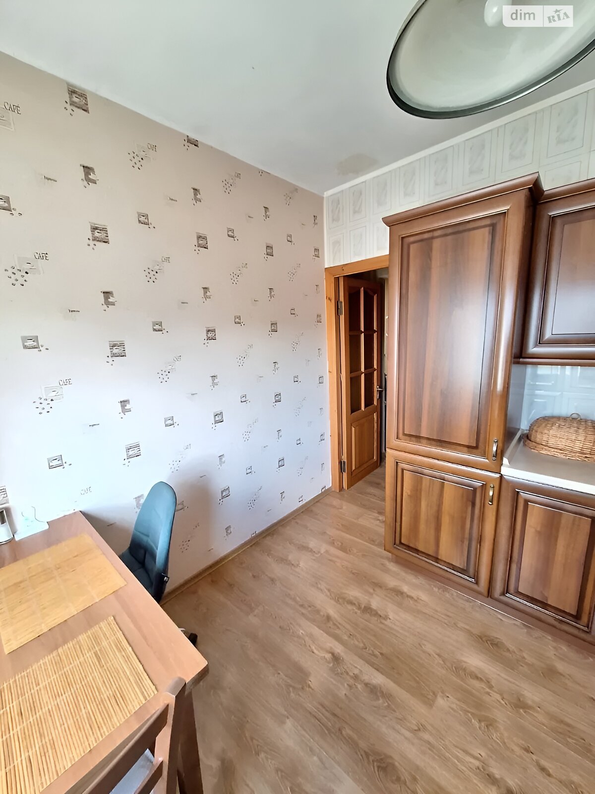 Продажа трехкомнатной квартиры в Днепре, на бул. Славы 22, район Победа-4 фото 1 Продажа трехкомнатной квартиры в Днепре, на бул. Славы 22, район Победа-4 фото 1