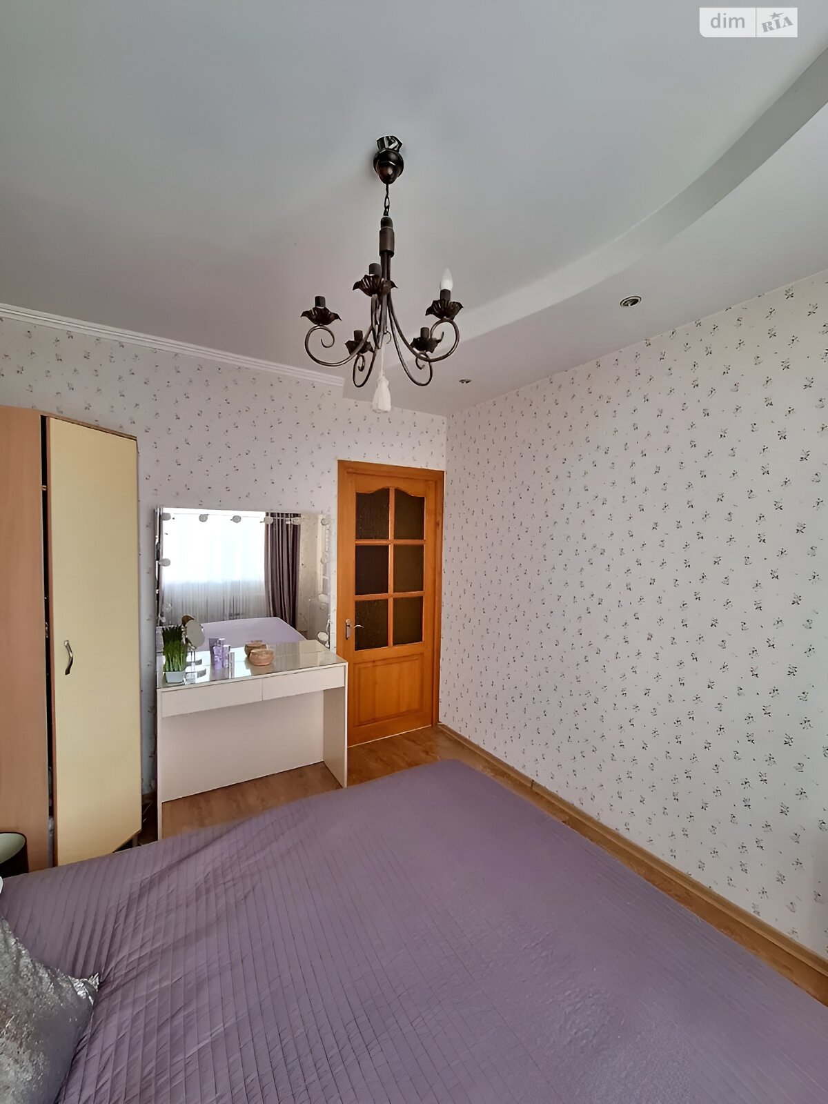 Продажа трехкомнатной квартиры в Днепре, на бул. Славы 22, район Победа-4 фото 1 Продажа трехкомнатной квартиры в Днепре, на бул. Славы 22, район Победа-4 фото 1