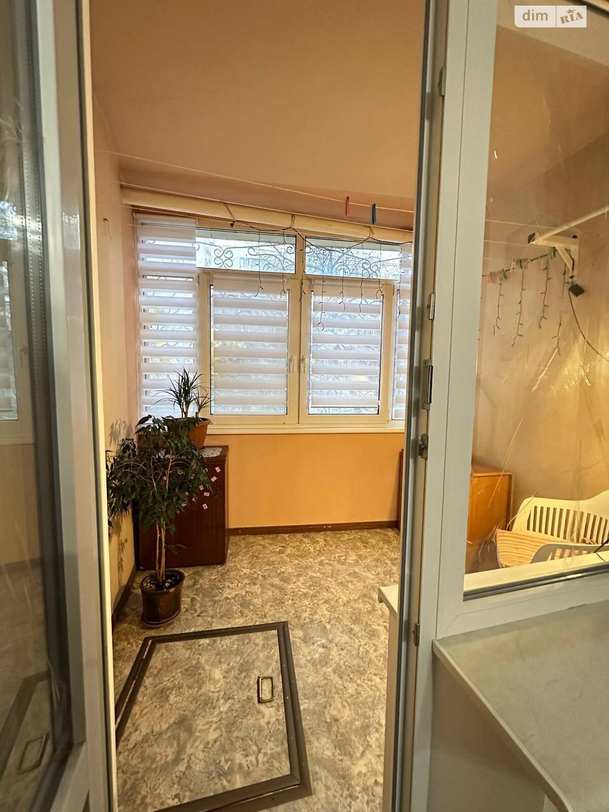 Продажа трехкомнатной квартиры в Днепре, на бул. Славы 14, район Победа-4 фото 1