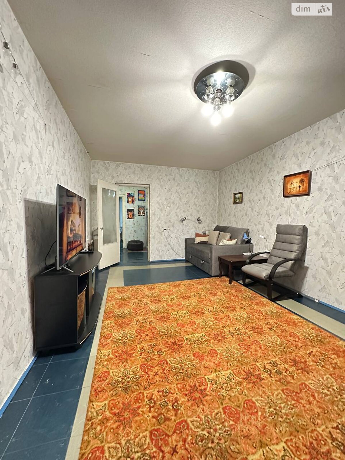 Продажа трехкомнатной квартиры в Днепре, на бул. Славы 14, район Победа-4 фото 1