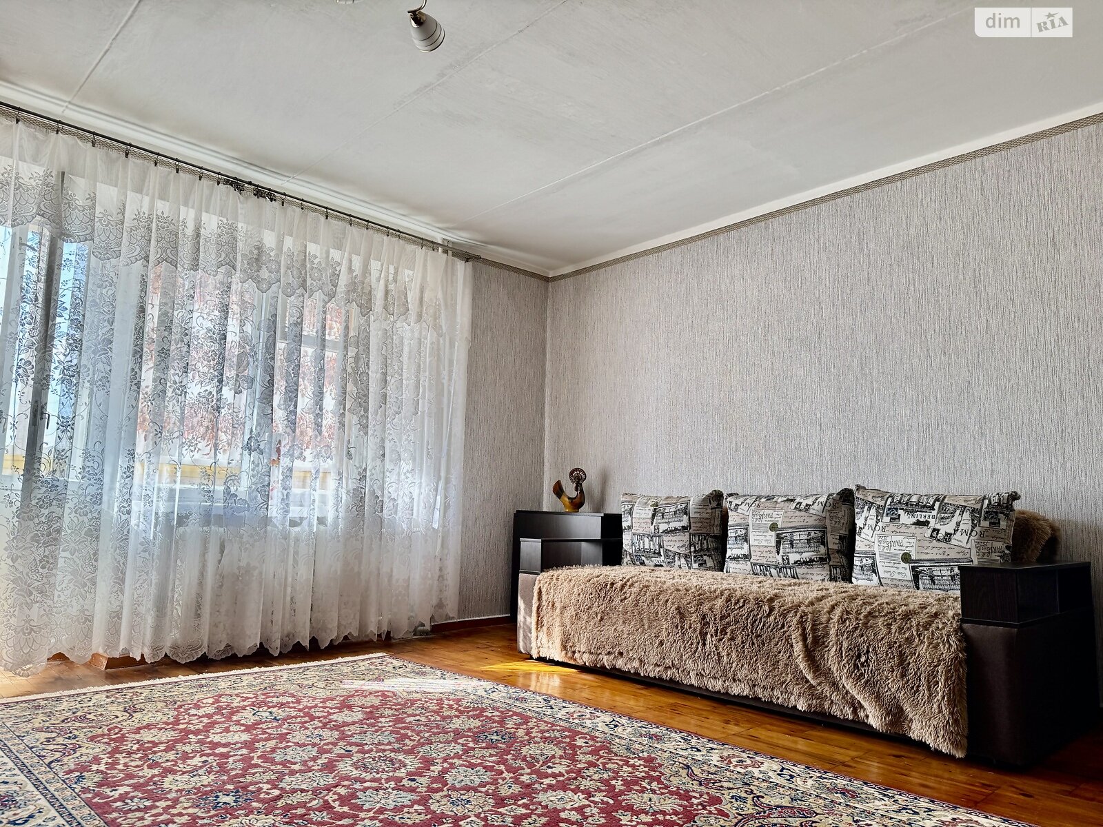 Продаж трикімнатної квартири в Дніпрі, на вул. Дорошенка Петра гетьмана 8, район Перемога-5 фото 1