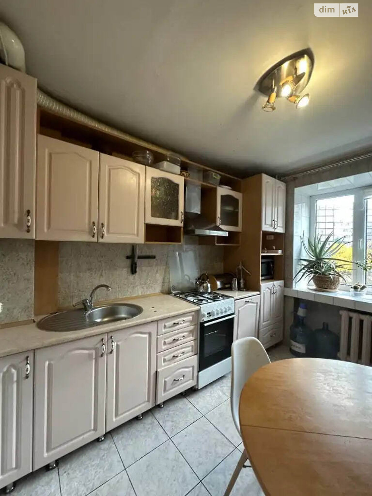 Продаж чотирикімнатної квартири в Дніпрі, на вул. Дорошенка Петра гетьмана 12, район Перемога-5 фото 1