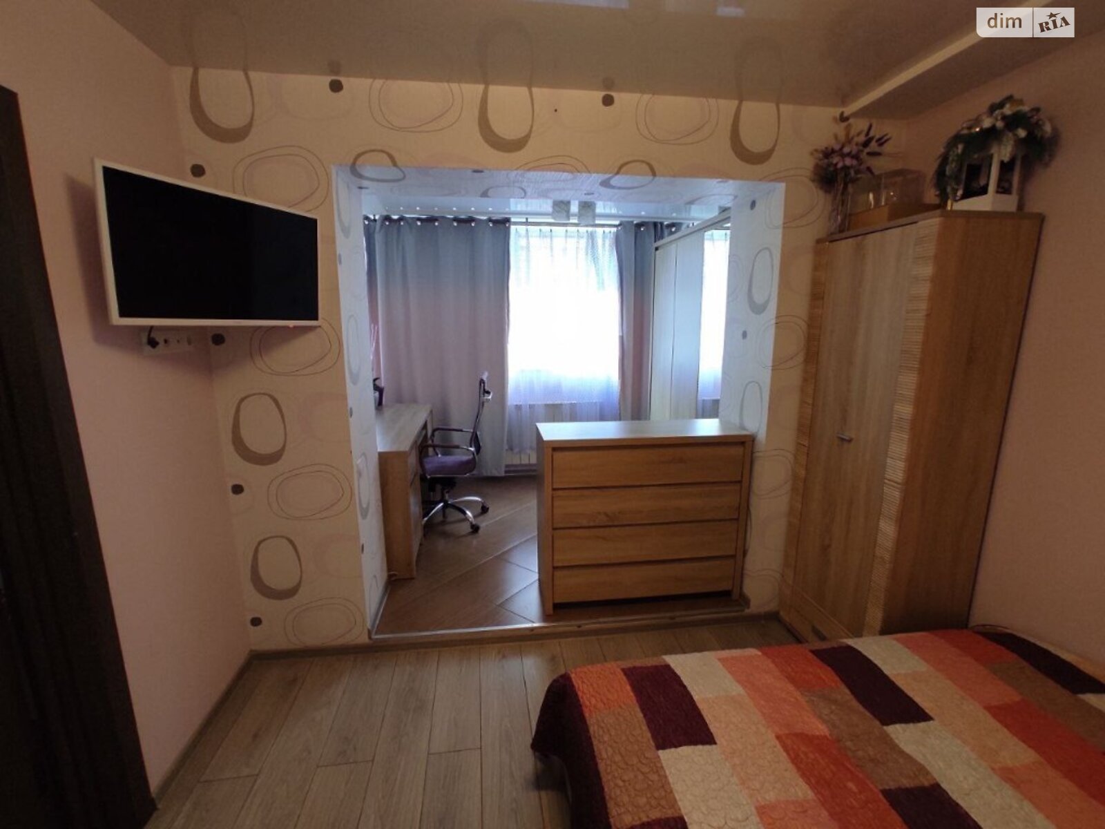 Продажа трехкомнатной квартиры в Днепре, на просп. Героев 9, район Победа-5 фото 1 Продажа трехкомнатной квартиры в Днепре, на просп. Героев 9, район Победа-5 фото 1