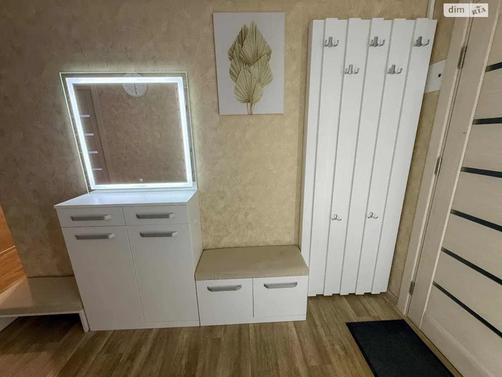 Продаж трикімнатної квартири в Дніпрі, на просп. Героїв 3, район Перемога-5 фото 1 Продаж трикімнатної квартири в Дніпрі, на просп. Героїв 3, район Перемога-5 фото 1