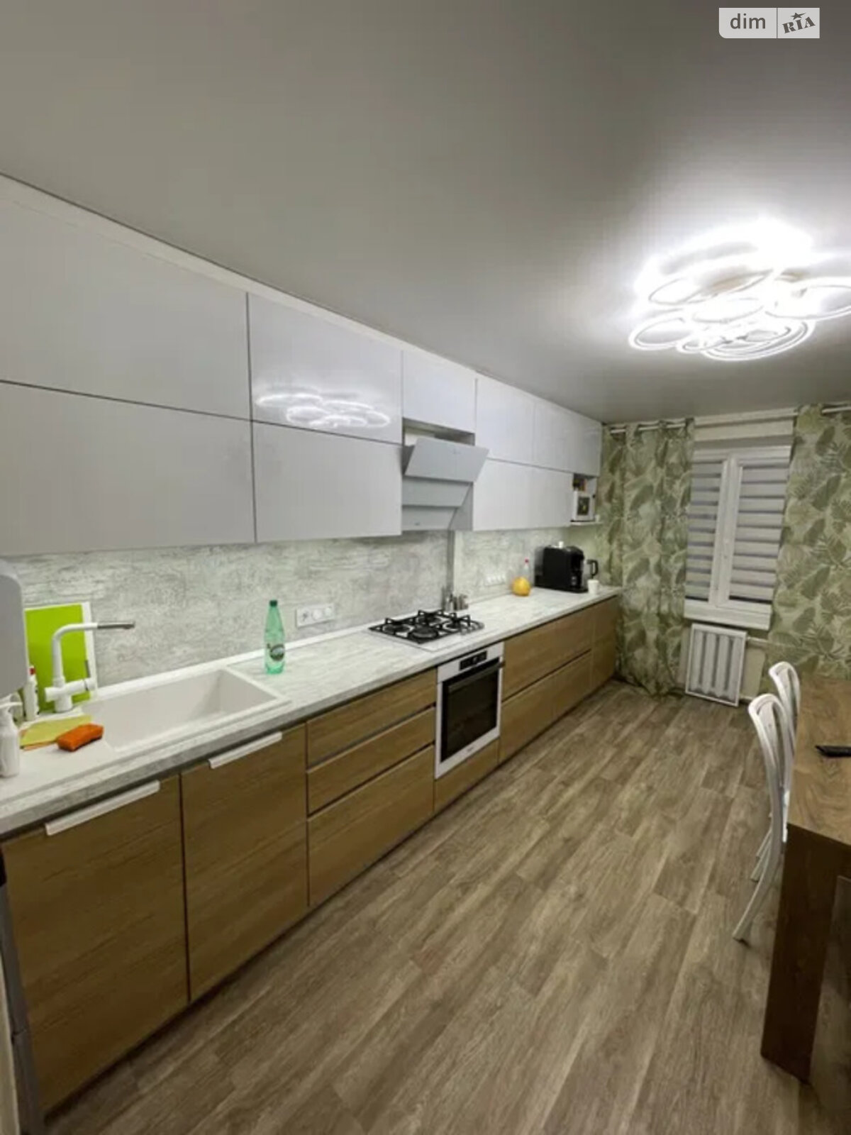 Продаж трикімнатної квартири в Дніпрі, на просп. Героїв 3, район Перемога-5 фото 1 Продаж трикімнатної квартири в Дніпрі, на просп. Героїв 3, район Перемога-5 фото 1