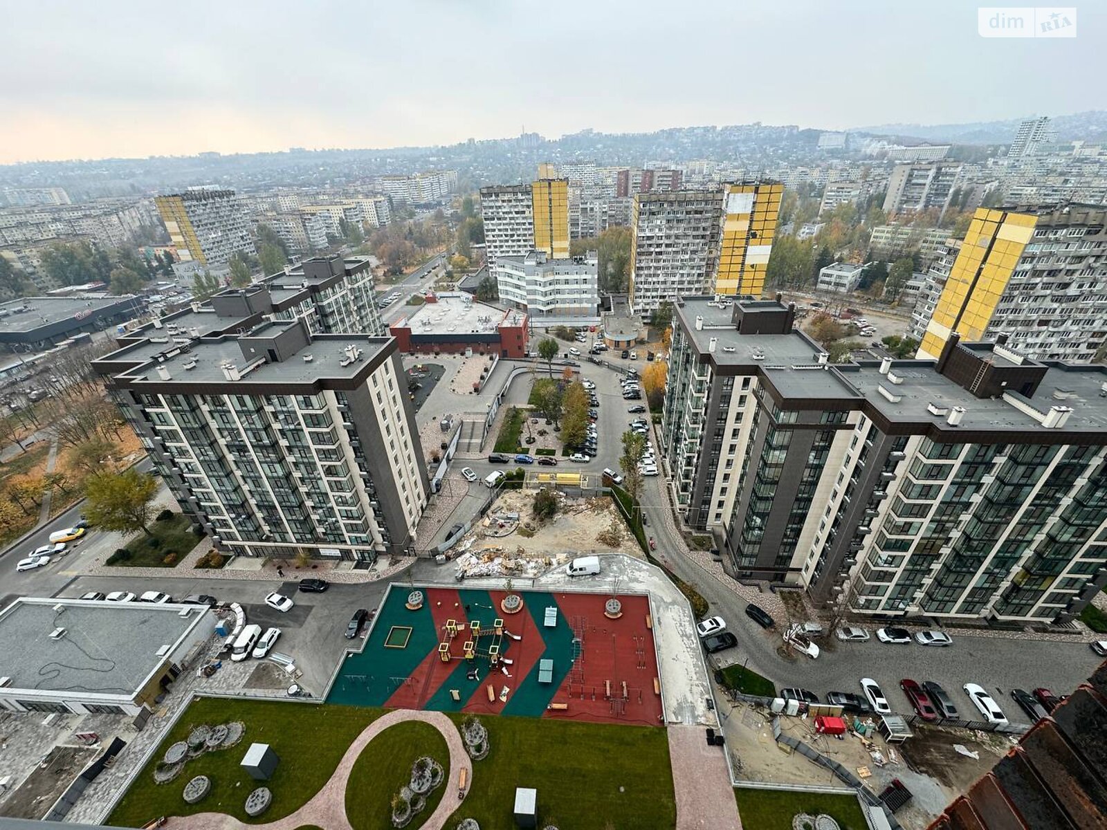 Продажа трехкомнатной квартиры в Днепре, на ул. Набережная Победы 128, район Победа-5 фото 1 Продажа трехкомнатной квартиры в Днепре, на ул. Набережная Победы 128, район Победа-5 фото 1