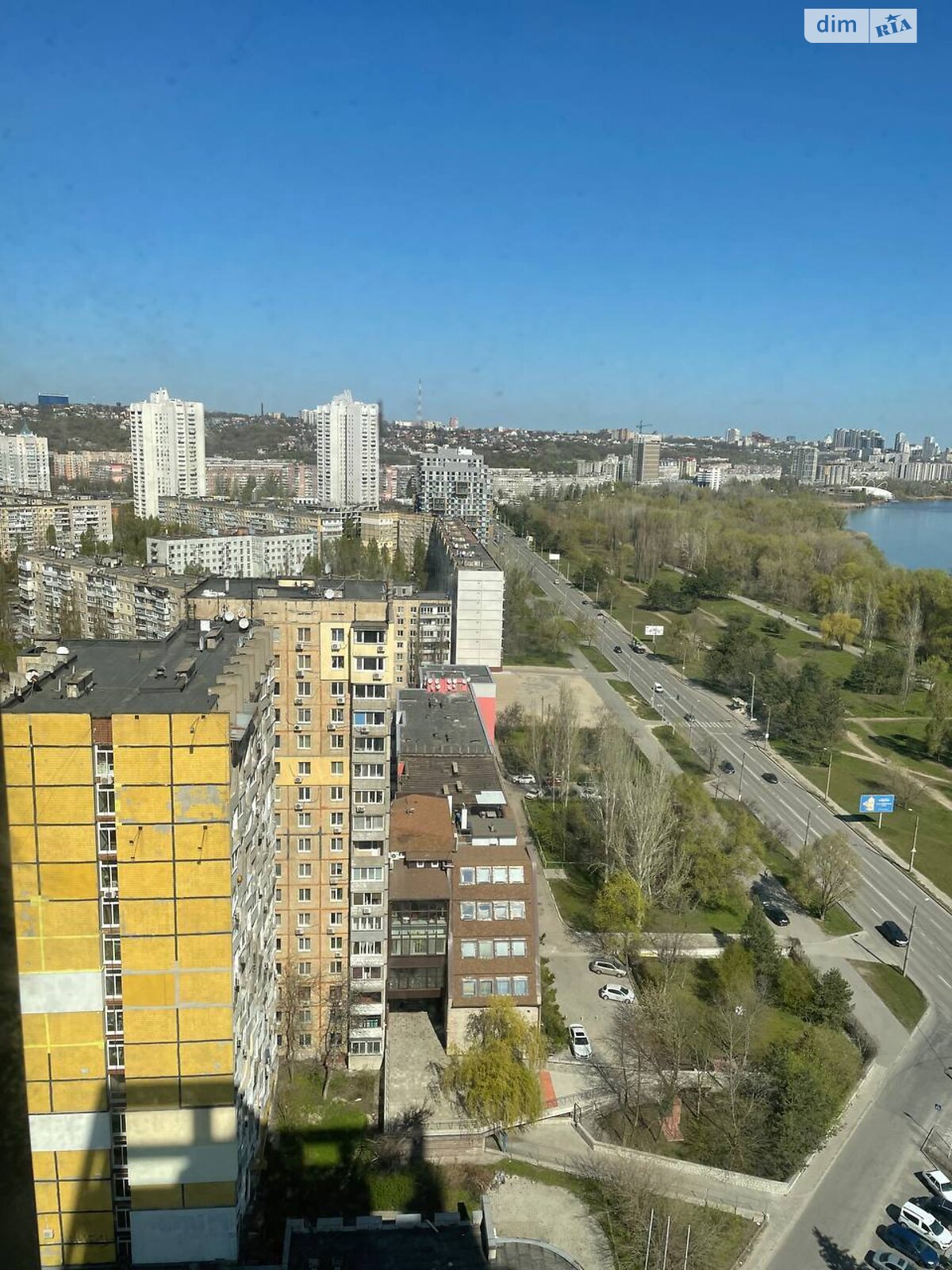 Продаж трикімнатної квартири в Дніпрі, на вул. Набережна Перемоги 128, район Перемога-5 фото 1 Продаж трикімнатної квартири в Дніпрі, на вул. Набережна Перемоги 128, район Перемога-5 фото 1