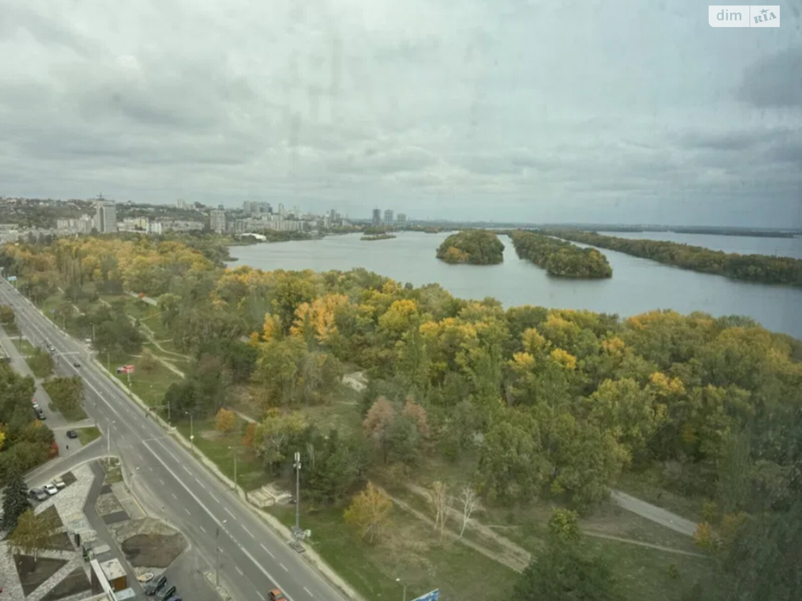 Продаж трикімнатної квартири в Дніпрі, на вул. Набережна Перемоги 128, район Перемога-5 фото 1 Продаж трикімнатної квартири в Дніпрі, на вул. Набережна Перемоги 128, район Перемога-5 фото 1