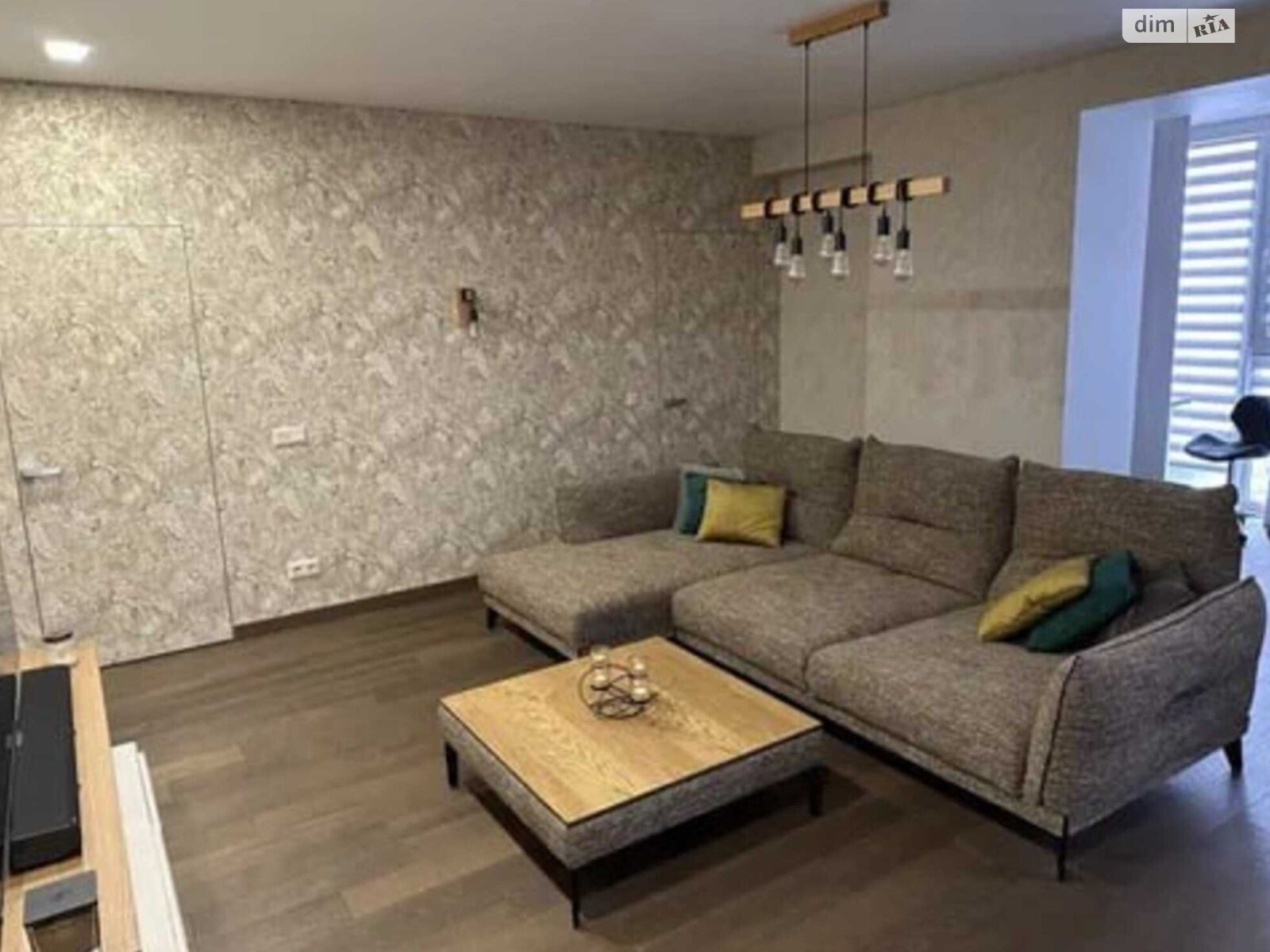 Продаж трикімнатної квартири в Дніпрі, на вул. Набережна Перемоги, кв. 364, район Перемога-5 фото 1 Продаж трикімнатної квартири в Дніпрі, на вул. Набережна Перемоги, кв. 364, район Перемога-5 фото 1