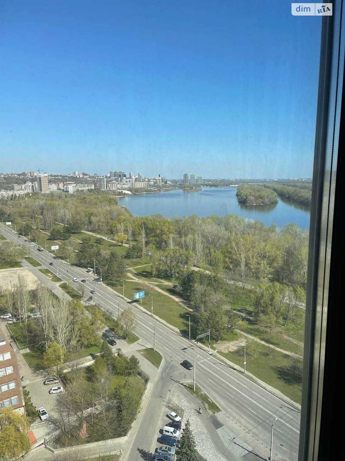 Продаж трикімнатної квартири в Дніпрі, на вул. Набережна Перемоги 128, район Перемога-5 фото 1 Продаж трикімнатної квартири в Дніпрі, на вул. Набережна Перемоги 128, район Перемога-5 фото 1