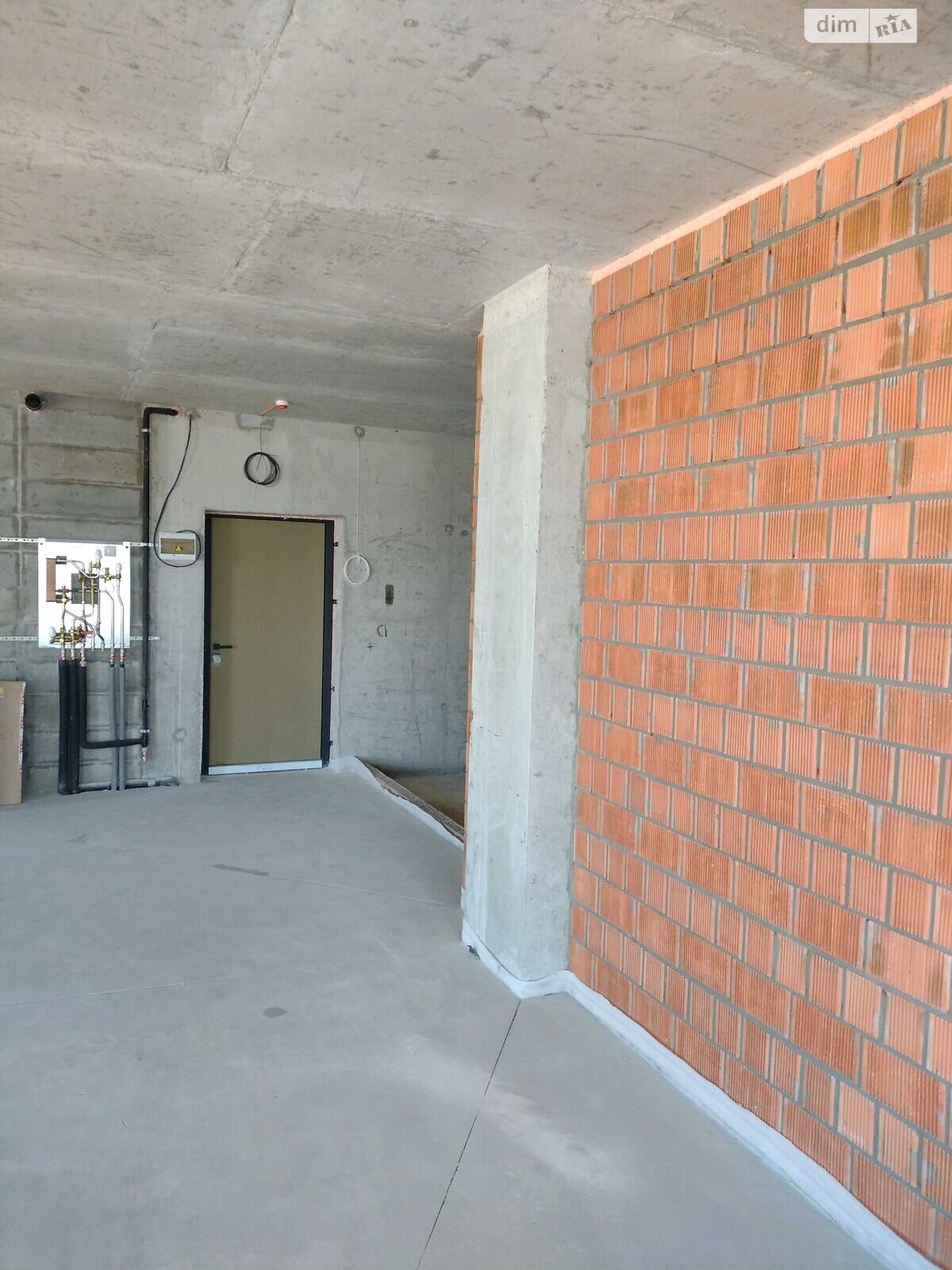 Продаж трикімнатної квартири в Дніпрі, на вул. Набережна Перемоги 128, район Перемога-5 фото 1 Продаж трикімнатної квартири в Дніпрі, на вул. Набережна Перемоги 128, район Перемога-5 фото 1
