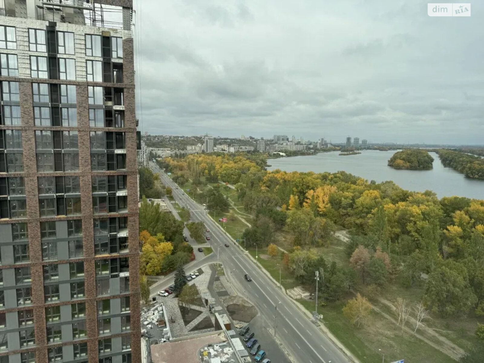Продажа трехкомнатной квартиры в Днепре, на ул. Набережная Победы 128, район Победа-5 фото 1 Продажа трехкомнатной квартиры в Днепре, на ул. Набережная Победы 128, район Победа-5 фото 1