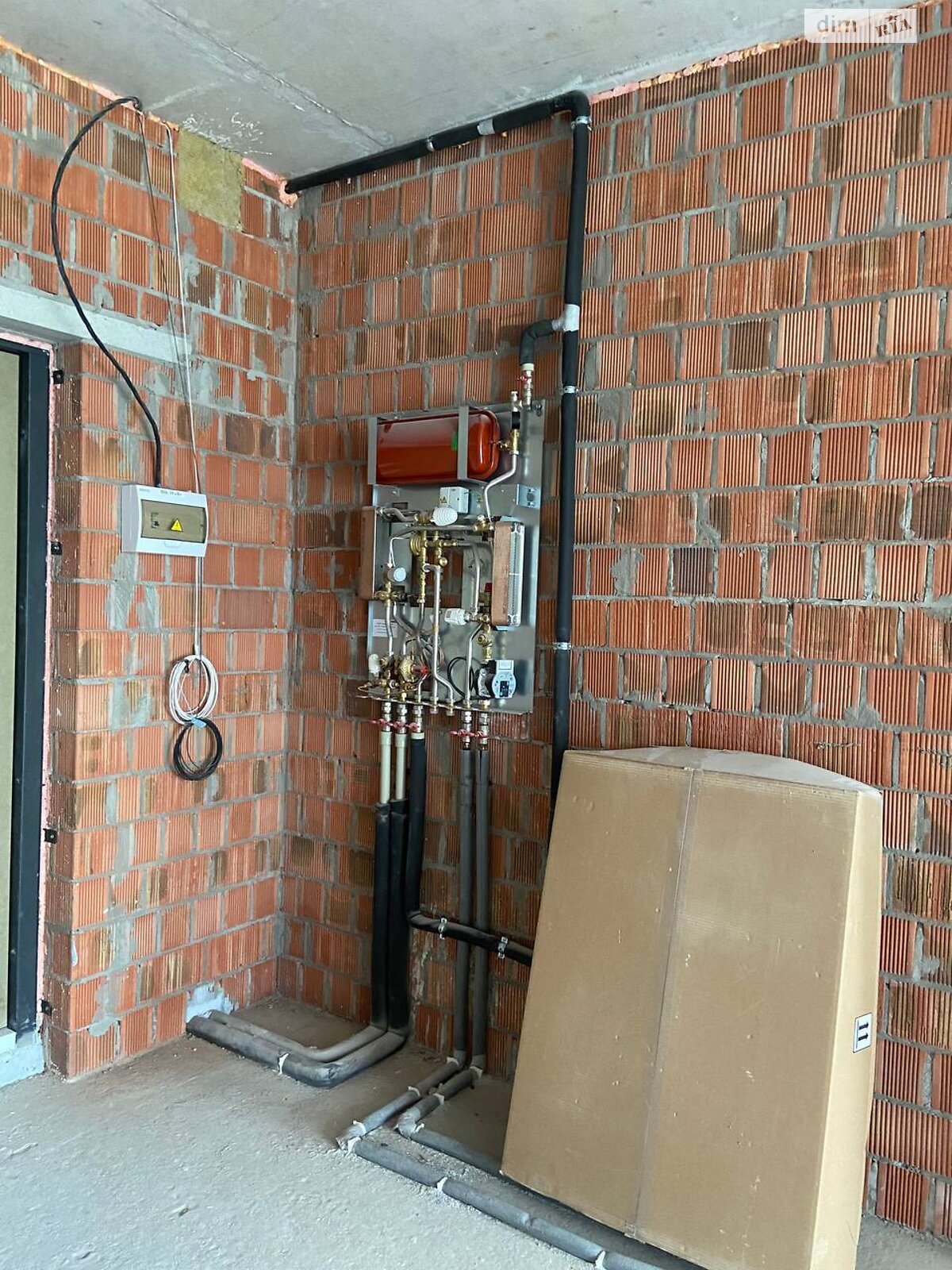 Продажа однокомнатной квартиры в Днепре, на ул. Набережная Победы 128, район Победа-5 фото 1 Продажа однокомнатной квартиры в Днепре, на ул. Набережная Победы 128, район Победа-5 фото 1
