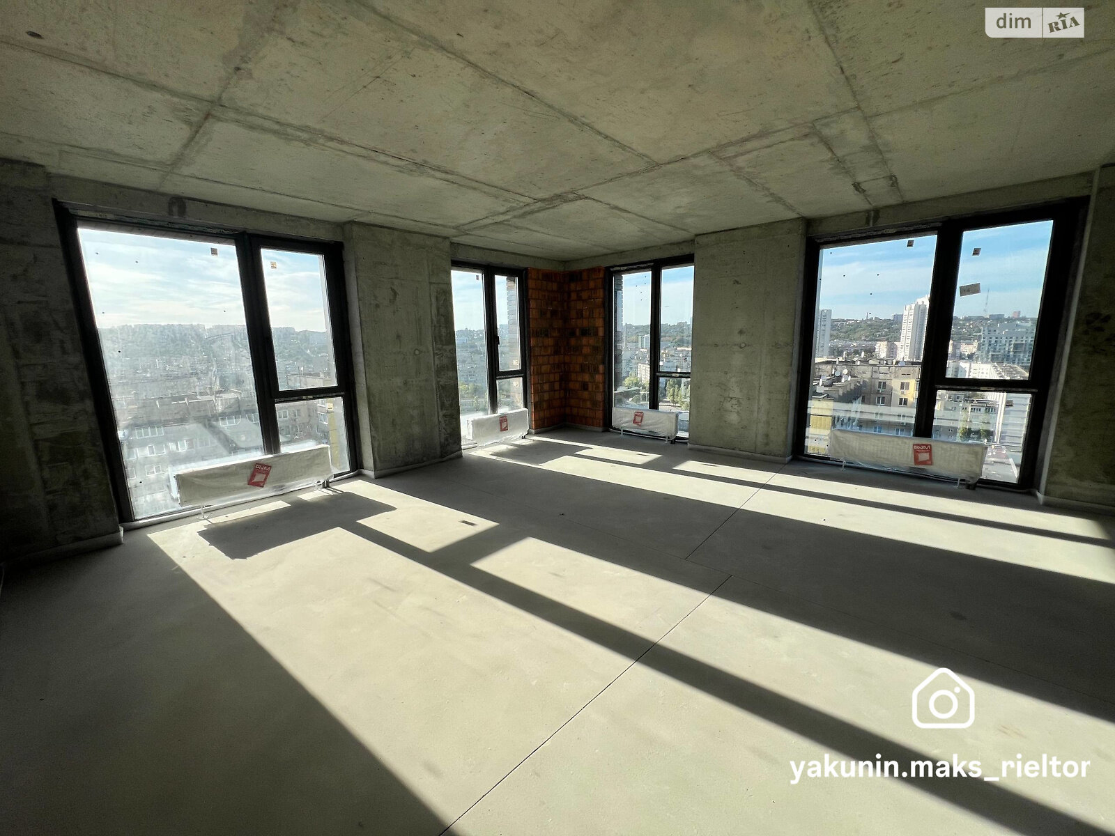 Продажа однокомнатной квартиры в Днепре, на ул. Набережная Победы 128, район Победа-5 фото 1