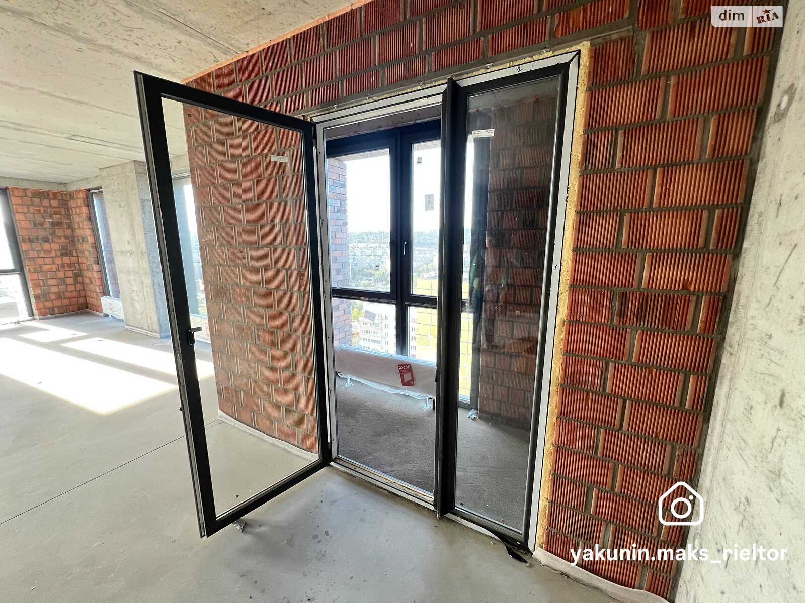 Продажа однокомнатной квартиры в Днепре, на ул. Набережная Победы 128, район Победа-5 фото 1