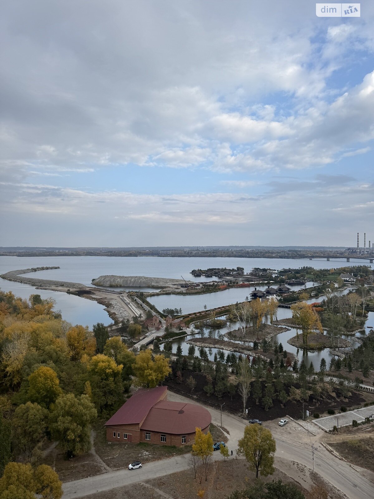 Продажа трехкомнатной квартиры в Днепре, на ул. Набережная Победы 128, район Победа-5 фото 1