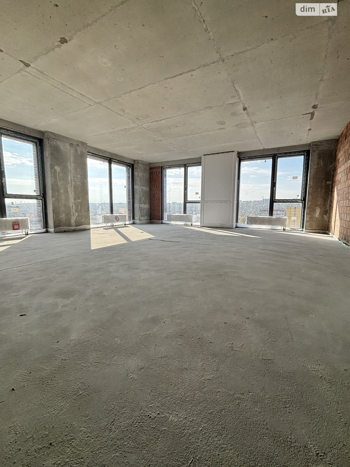 Продажа однокомнатной квартиры в Днепре, на ул. Набережная Победы 128, район Победа-5 фото 1 Продажа однокомнатной квартиры в Днепре, на ул. Набережная Победы 128, район Победа-5 фото 1