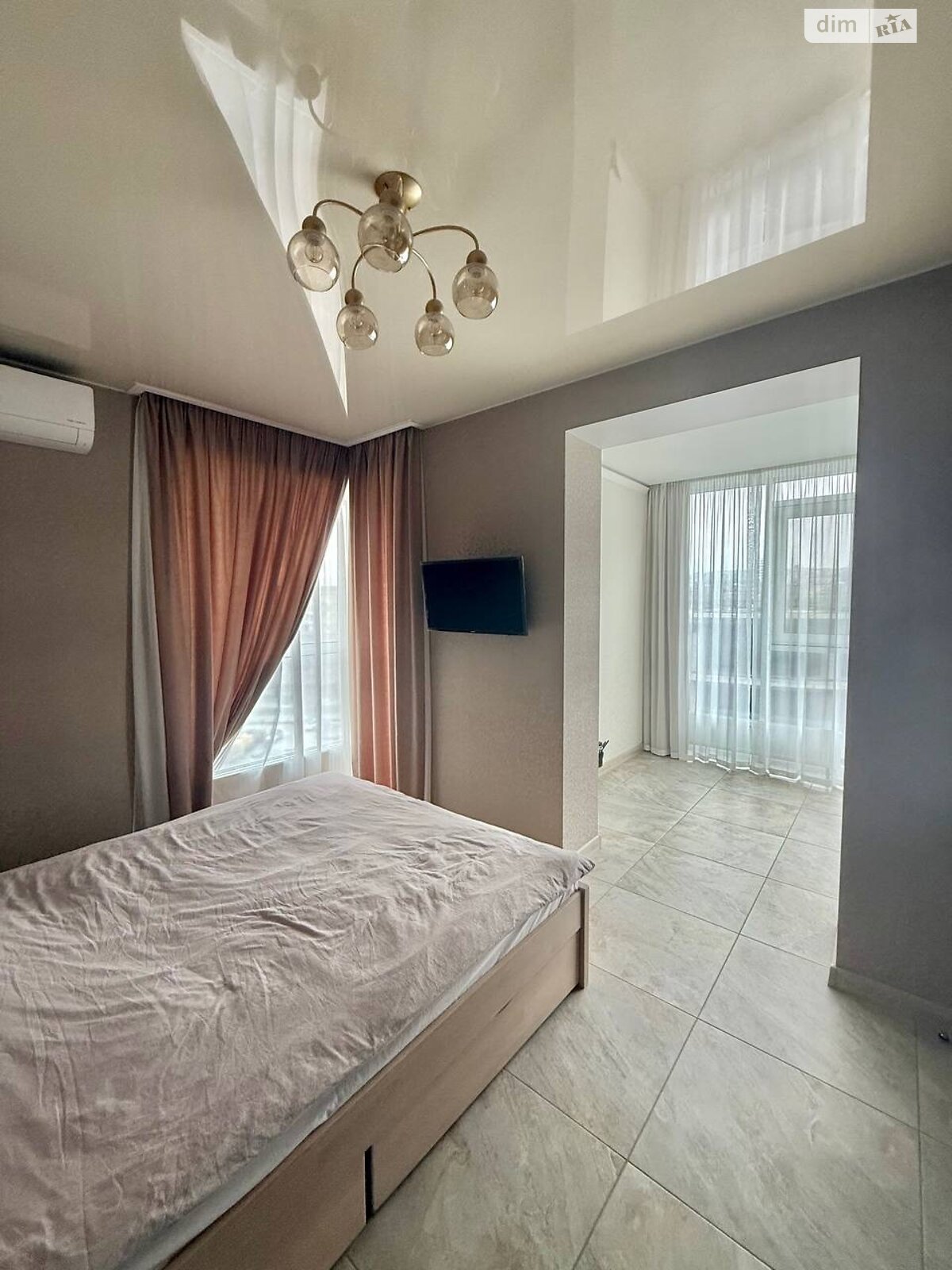 Продажа однокомнатной квартиры в Днепре, на ул. Набережная Победы 112Д, район Победа-5 фото 1