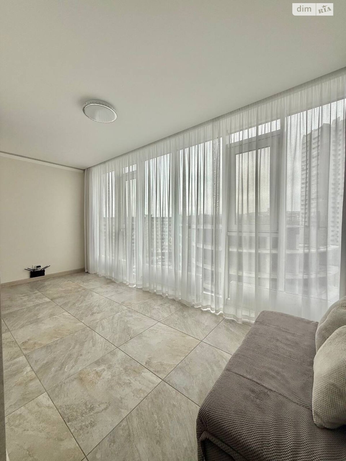 Продажа однокомнатной квартиры в Днепре, на ул. Набережная Победы 112Д, район Победа-5 фото 1