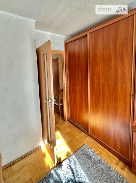 Продажа трехкомнатной квартиры в Днепре, на бул. Славы 7, район Победа-5 фото 1 Продажа трехкомнатной квартиры в Днепре, на бул. Славы 7, район Победа-5 фото 1
