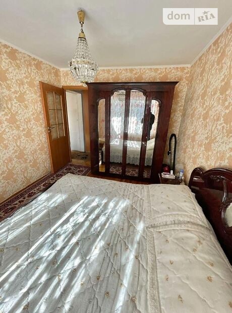 Продажа трехкомнатной квартиры в Днепре, на бул. Славы 7, район Победа-5 фото 1 Продажа трехкомнатной квартиры в Днепре, на бул. Славы 7, район Победа-5 фото 1