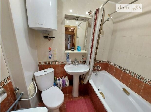 Продажа трехкомнатной квартиры в Днепре, на бул. Славы 8, район Победа-5 фото 1 Продажа трехкомнатной квартиры в Днепре, на бул. Славы 8, район Победа-5 фото 1