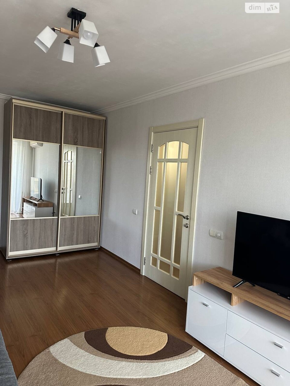 Продажа двухкомнатной квартиры в Днепре, на бул. Славы, район Победа-5 фото 1 Продажа двухкомнатной квартиры в Днепре, на бул. Славы, район Победа-5 фото 1