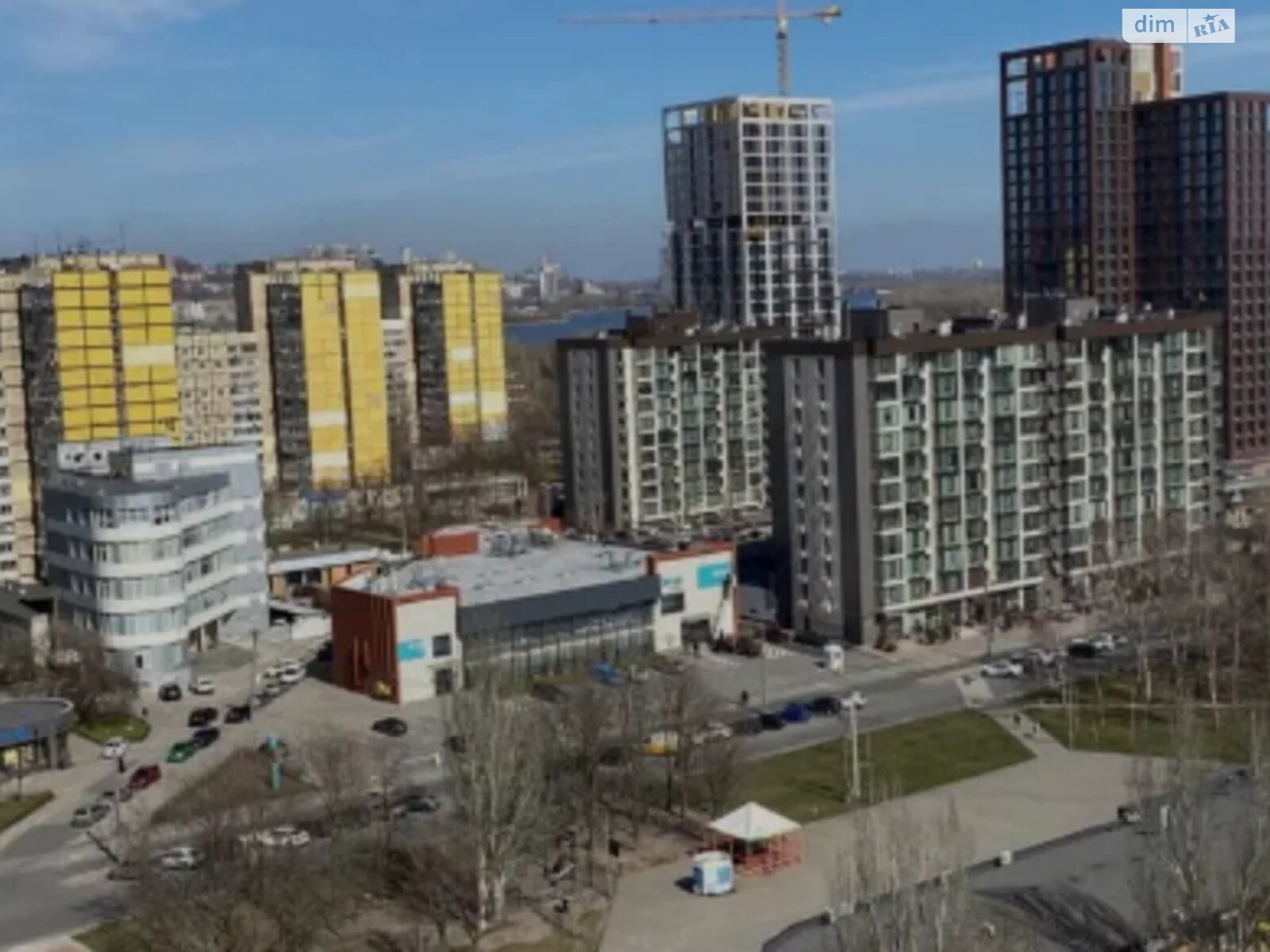 Продажа трехкомнатной квартиры в Днепре, на бул. Славы 6, район Победа-5 фото 1 Продажа трехкомнатной квартиры в Днепре, на бул. Славы 6, район Победа-5 фото 1