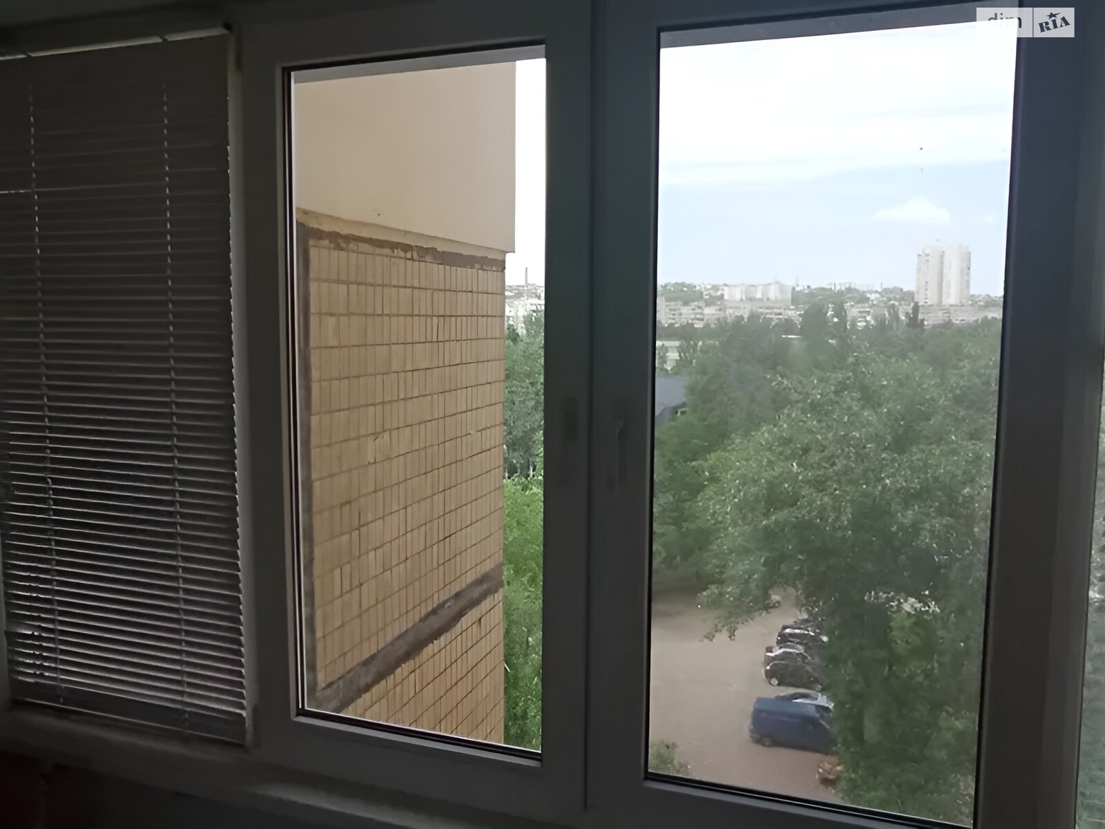 Продажа трехкомнатной квартиры в Днепре, на бул. Славы 6, район Победа-5 фото 1 Продажа трехкомнатной квартиры в Днепре, на бул. Славы 6, район Победа-5 фото 1