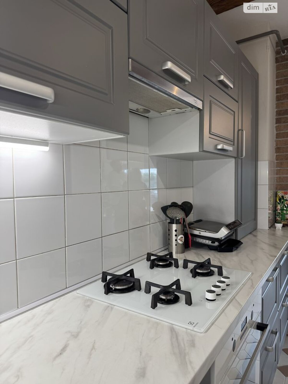 Продаж двокімнатної квартири в Дніпрі, на бул. Слави 2А, район Перемога-5 фото 1 Продаж двокімнатної квартири в Дніпрі, на бул. Слави 2А, район Перемога-5 фото 1