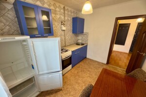 Продажа однокомнатной квартиры в Днепре, на бул. Славы 8, район Победа-5 фото 2