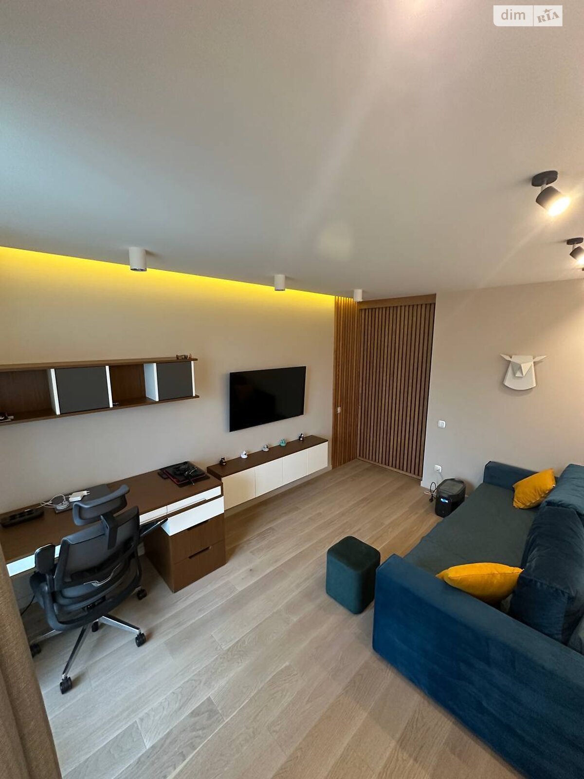 Продажа двухкомнатной квартиры в Днепре, на бул. Славы 2Д, район Победа-5 фото 1