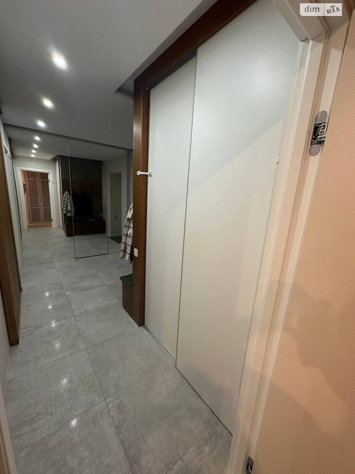 Продажа двухкомнатной квартиры в Днепре, на бул. Славы 2Д, район Победа-5 фото 1