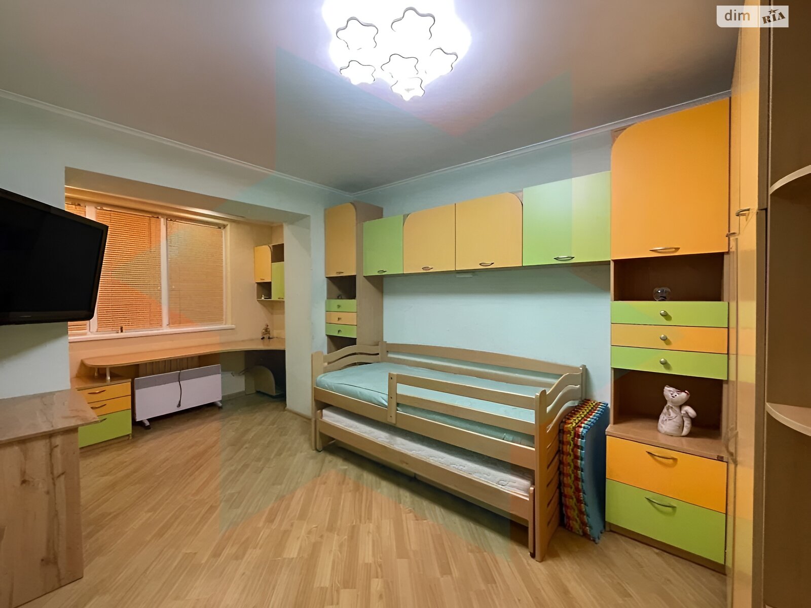 Продаж трикімнатної квартири в Дніпрі, на пров. Добровольців 4, район Перемога-6 фото 1 Продаж трикімнатної квартири в Дніпрі, на пров. Добровольців 4, район Перемога-6 фото 1