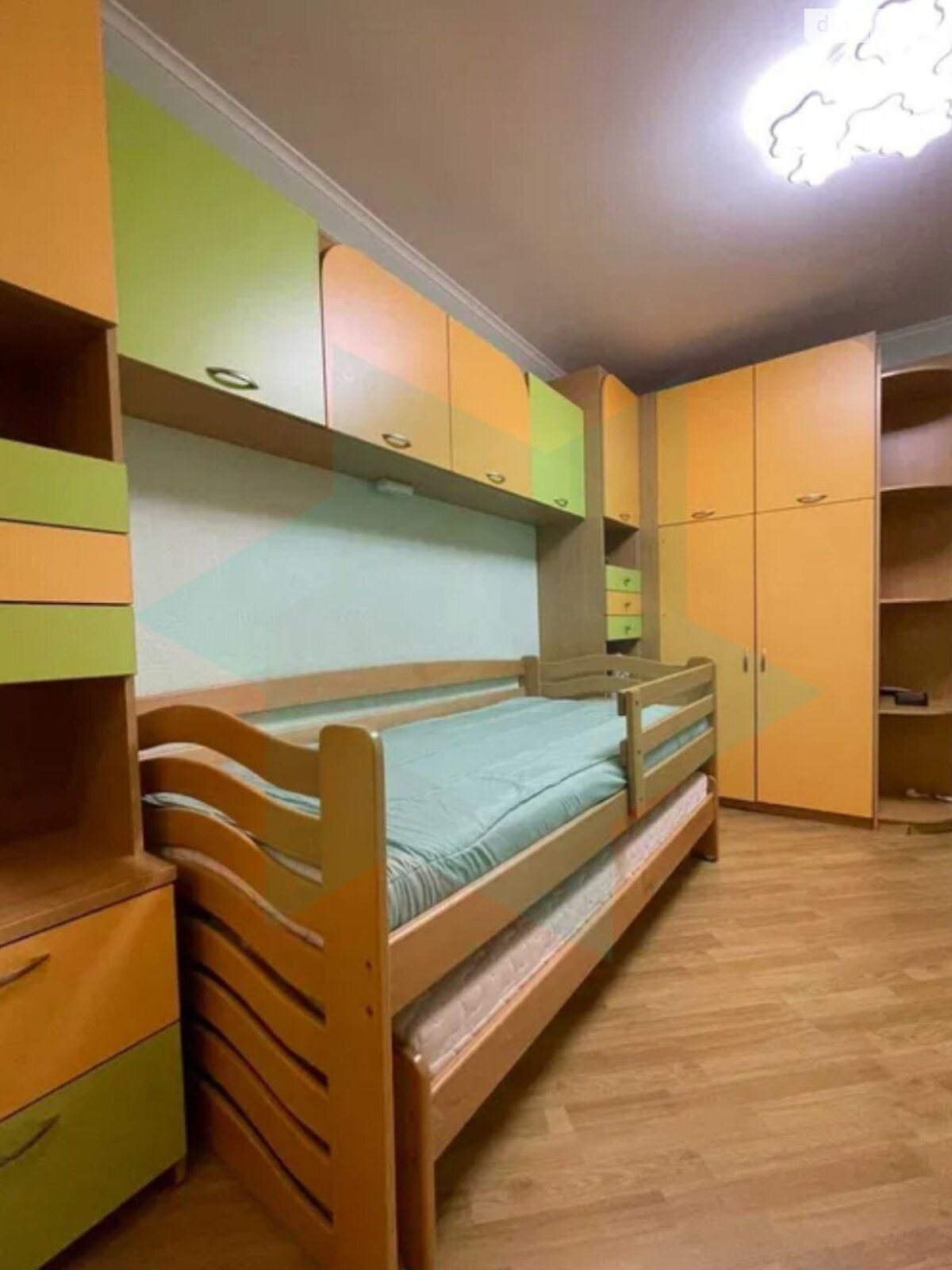 Продаж трикімнатної квартири в Дніпрі, на пров. Добровольців 4, район Перемога-6 фото 1 Продаж трикімнатної квартири в Дніпрі, на пров. Добровольців 4, район Перемога-6 фото 1
