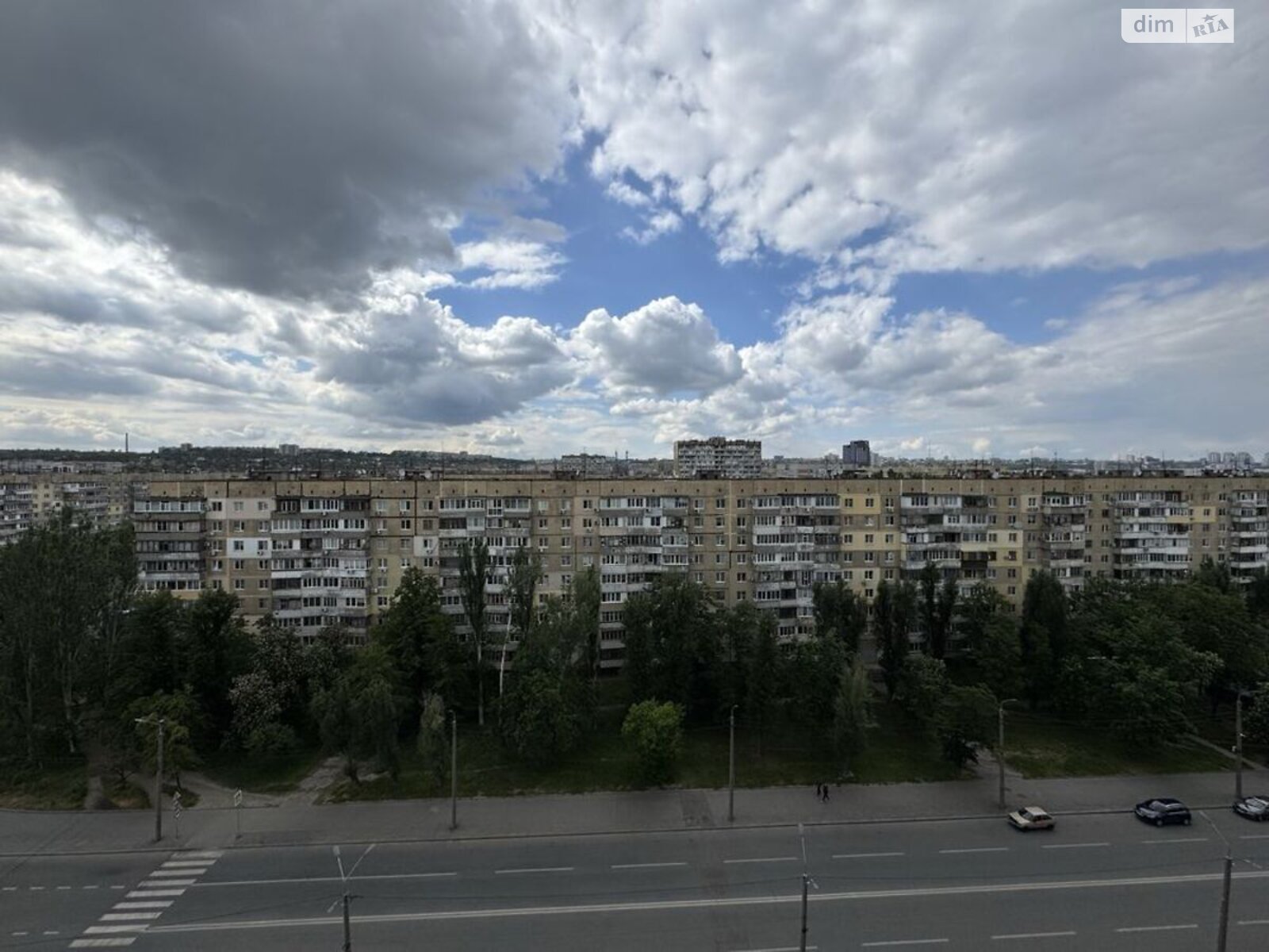 Продаж трикімнатної квартири в Дніпрі, на пров. Добровольців 3, район Перемога-6 фото 1 Продаж трикімнатної квартири в Дніпрі, на пров. Добровольців 3, район Перемога-6 фото 1