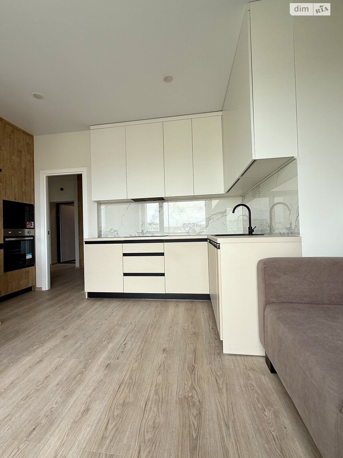 Продажа двухкомнатной квартиры в Днепре, на пер. Добровольцев 3, район Победа-6 фото 1