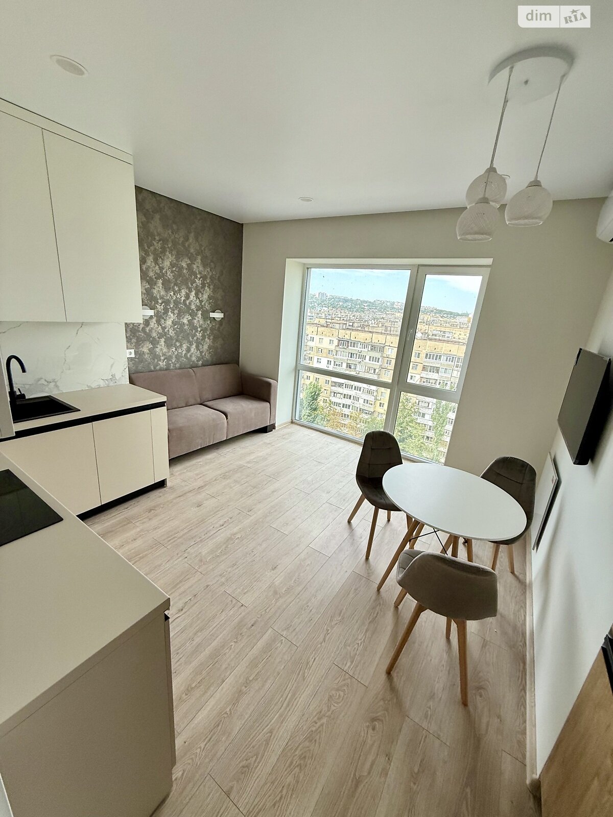 Продажа двухкомнатной квартиры в Днепре, на пер. Добровольцев 3, район Победа-6 фото 1